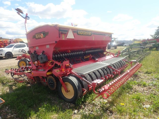 576866-4 (14163) Seed drill Väderstad Rapid 400C