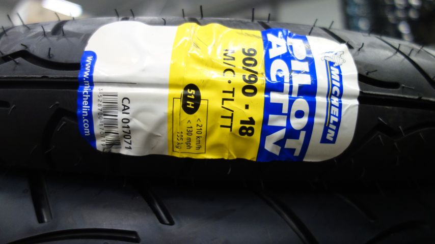 677887-2 MC Tires Michelin Pilot Activ 90/90 - 18