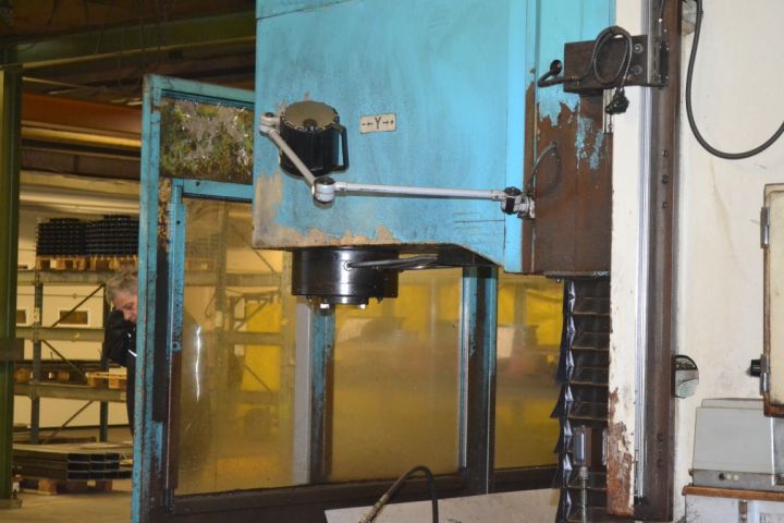 678276-20 CNC Bed Cutter Anayak HVM-V-6000