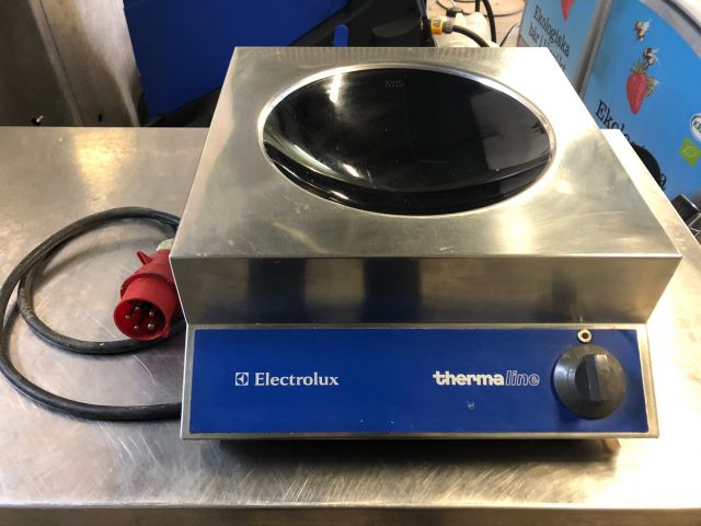 479888-1 Electrolux induction wok