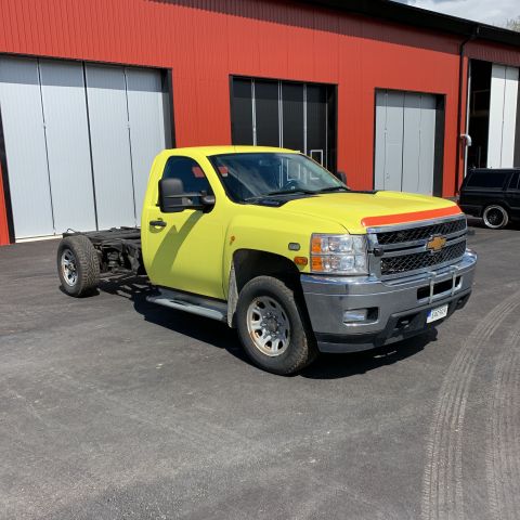 674024-7 Chevrolet C/K 2500 -14 fd. ambulans EAC909