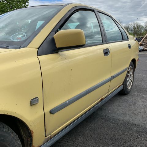 674025-14 Volvo S40 2.0T -00 RWY474