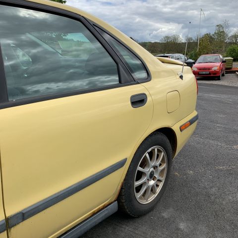 674025-15 Volvo S40 2.0T -00 RWY474