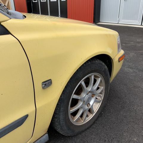 674025-18 Volvo S40 2.0T -00 RWY474