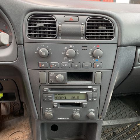 674025-26 Volvo S40 2.0T -00 RWY474