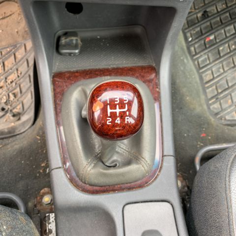 674025-28 Volvo S40 2.0T -00 RWY474