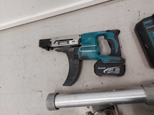 679041-4 Screwdriver 2x, circular saw, screwdriver Makita