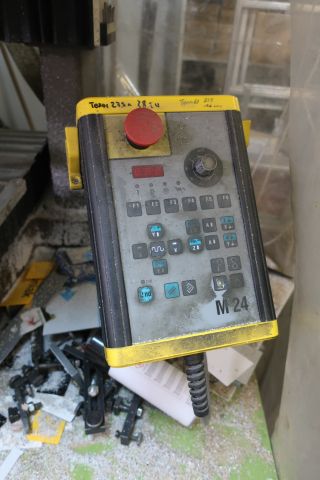 651566-7 Engraving and milling machine, Kuhlman