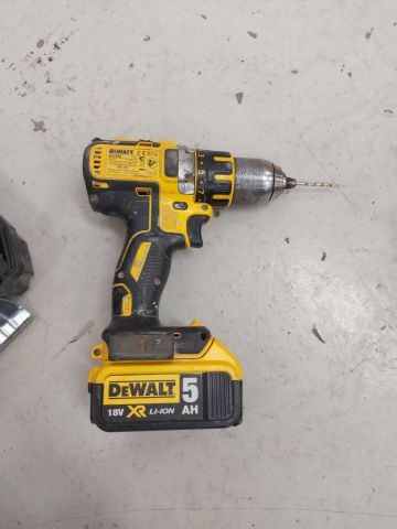 679052-4 Drill screwdriver Dewalt