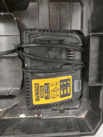 679052-5 Drill screwdriver Dewalt