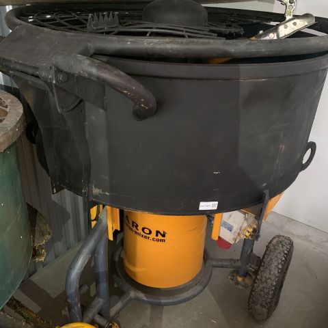 663365-3 Compulsive mixer Baron M300 -2015