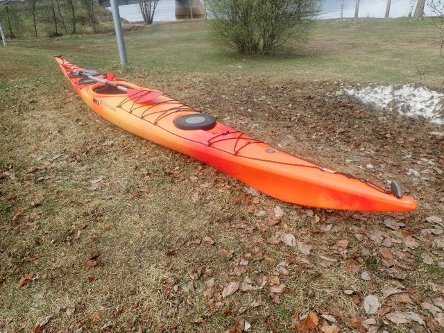 576994-1 Kayak TEMPEST 165