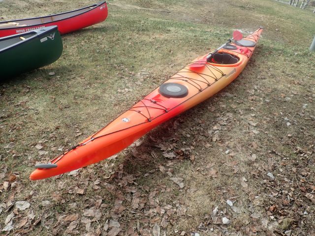 576994-3 Kayak TEMPEST 165