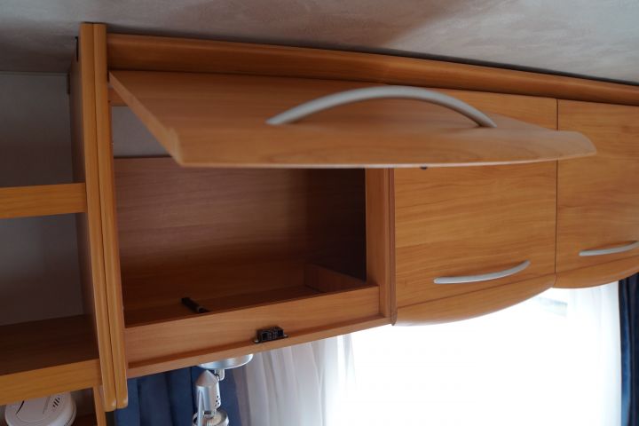 649207-38 Caravan "Adria 502 uk" -04