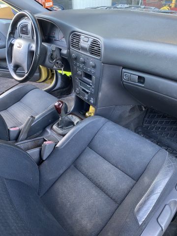 674025-29 Volvo S40 2.0T -00 RWY474