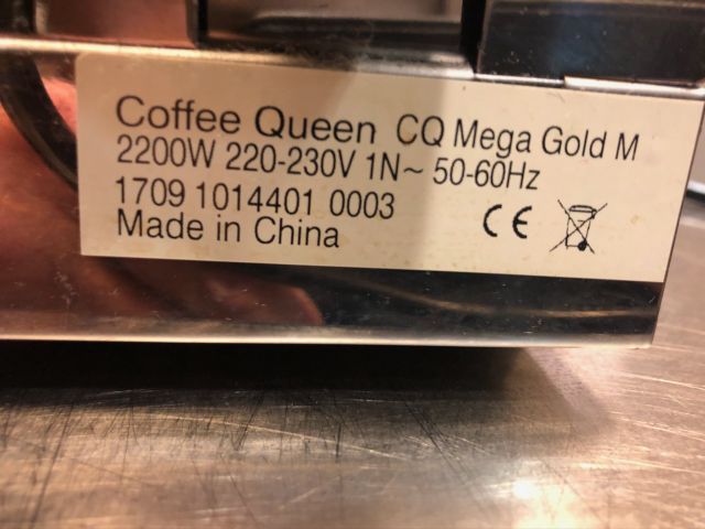 479932-5 CREM COFFEE QUEEN Mega Gold.  Manuell påfyllning av vatten