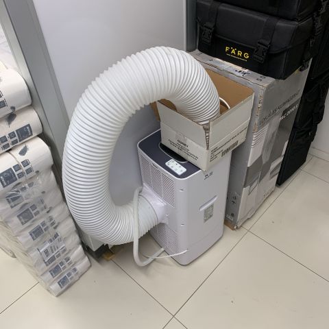 669038-2 Air conditioning AC Trotec PAC 2010 S with remote control