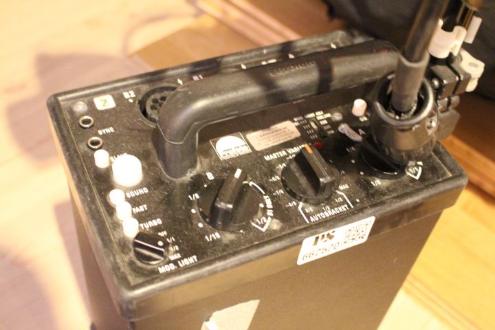 662520-3 Photo Flash, Profoto PRO 6 2400 Freeze