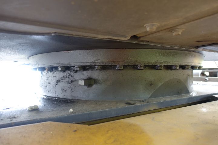 680391-10 Wheeled excavator Volvo EW 140 B