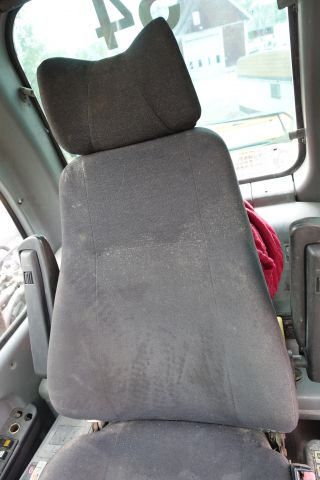 680391-37 Wheeled excavator Volvo EW 140 B