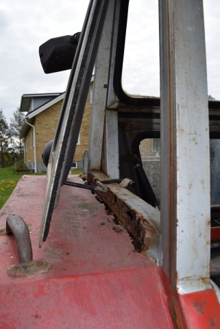 680396-39 Tractor Massey Ferguson 135 (8751h) - 1979