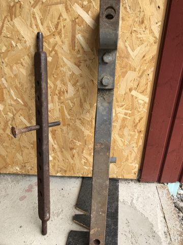 680396-45 Tractor Massey Ferguson 135 (8751h) - 1979