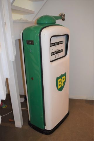 668275-2 Äldre bensinpump Ljungmans Star 87 - 1957