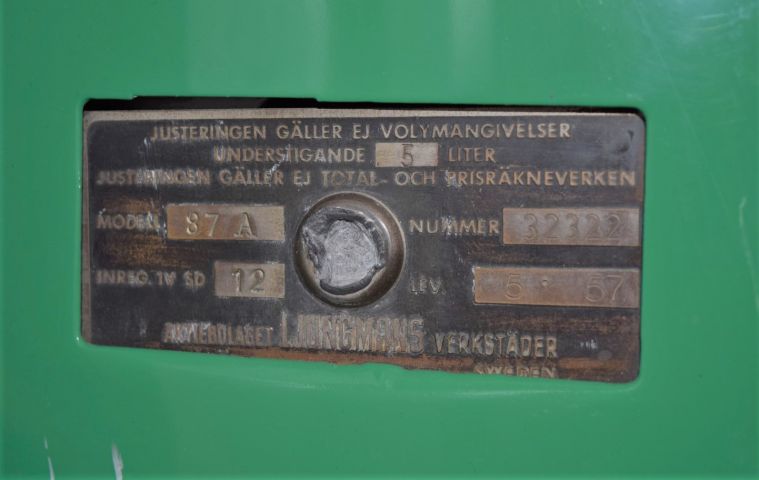 668275-3 Äldre bensinpump Ljungmans Star 87 - 1957