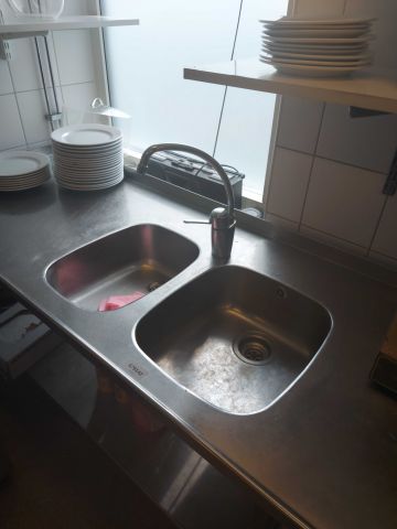 679142-2 Rostfri bänk med diskho & blandare