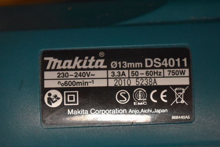 570934-3 Power drill from Makita - DS4011