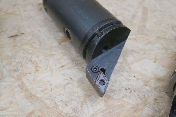 680843-6 3 turning tools KM63