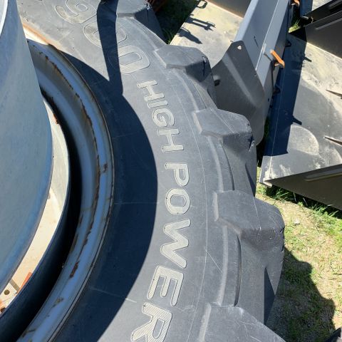 674044-2 Pirelli TM 900 High Power Tractor Tires