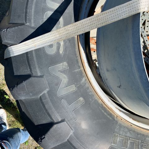 674044-8 Pirelli TM 900 High Power Tractor Tires