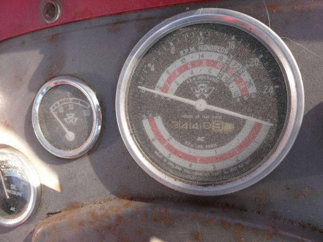 680256-13 Tractor Massey Ferguson 165 -1966