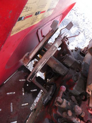 680256-14 Tractor Massey Ferguson 165 -1966