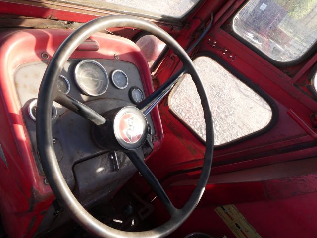 680256-15 Tractor Massey Ferguson 165 -1966