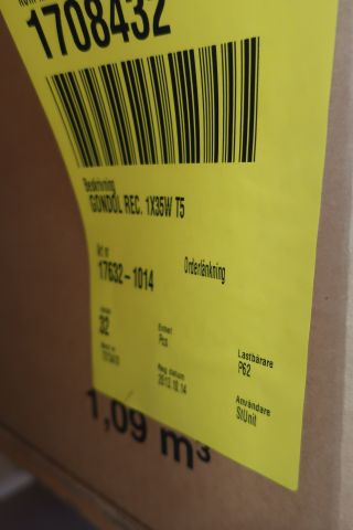 651898-4 32pcs recessed wallwasher fluorescent lamp, Fagerhult Gondola