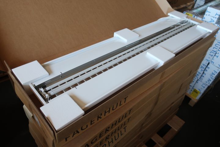 651931-1 14th commuter office luminaire, Fagerhult Lightshift