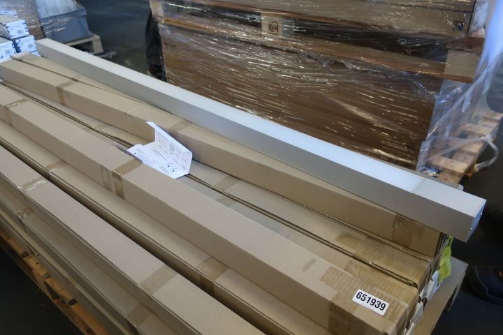 651939-2 40 pendant luminaire, Fagerhult Notor 60 special, LED