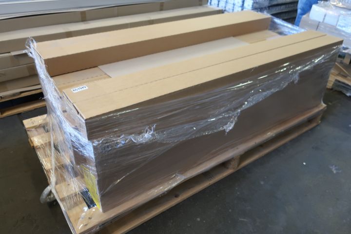 651949-1 Pallet with fluorescent lamps, Osram Lumilux HO 49W 840
