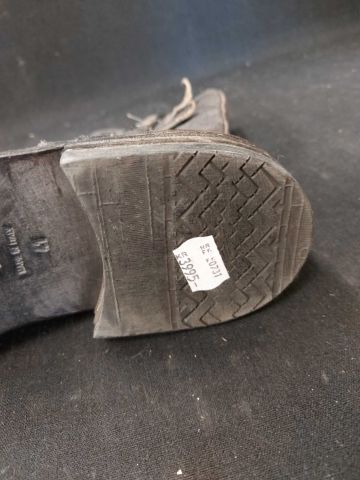 679351-4 Skinnkängor MOMA, stkl 41