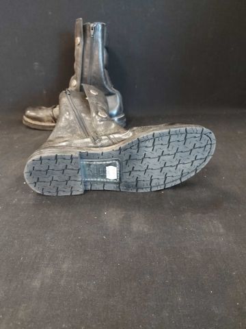 679351-9 Skinnkängor MOMA, stkl 41