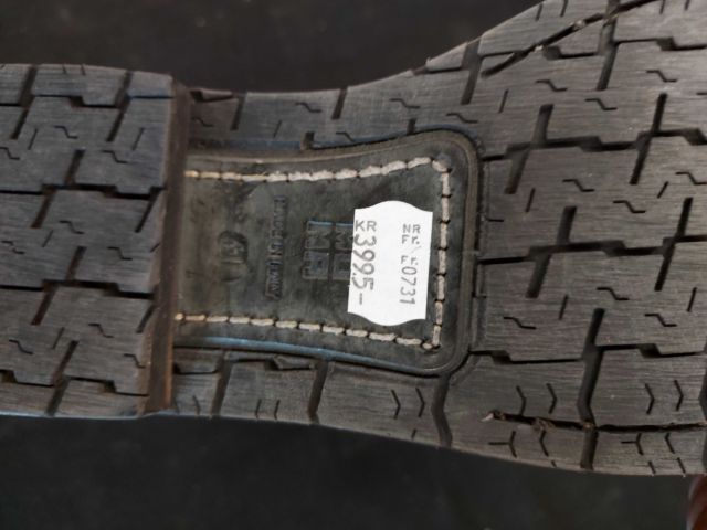 679351-11 Skinnkängor MOMA, stkl 41