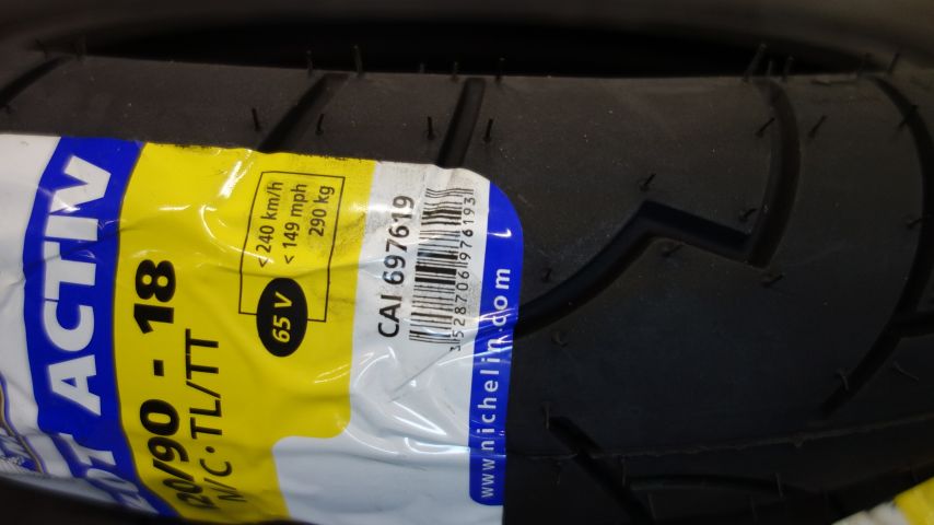 681442-3 MC Tires Michelin Pilot Activ 120/90 - 18