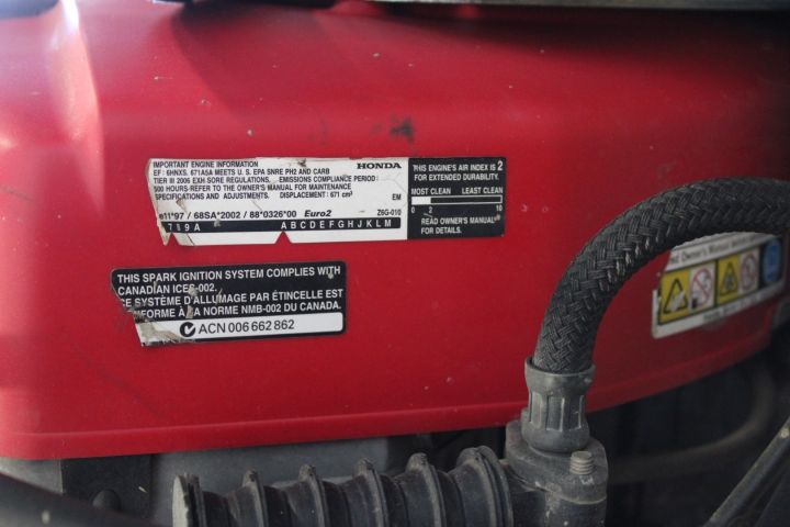 681028-10 Riding glacier Baricell