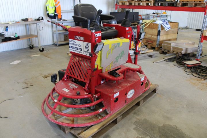 681029-2 Equipable glider Lindec LC900H -2018