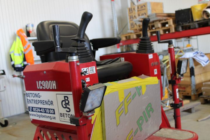 681029-4 Equipable glider Lindec LC900H -2018