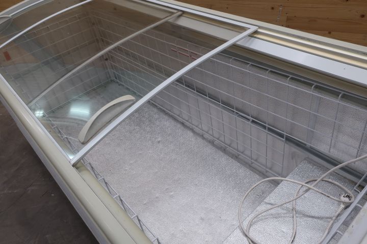 680309-3 Freezer Costan EC26F-210