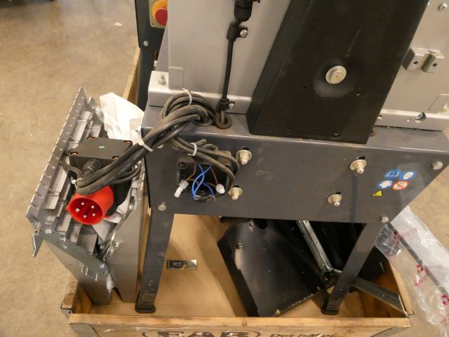 680316-7 2 pcs Combi rich & planer Luna BPT 260 B, Renovation object