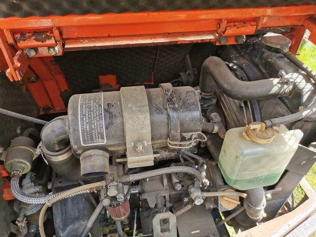 686921-13 Excavator Takeuchi TB 15 1.2 tons (4265h) - 1990